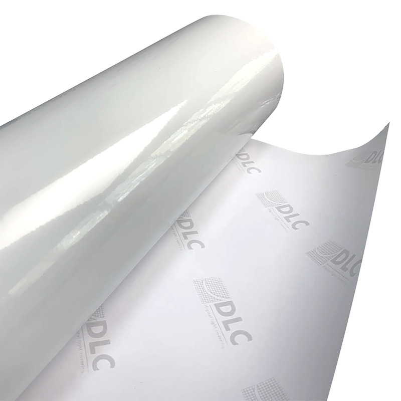 Самоклеящаяся пленка DLC Milk White N1100 1,52 x 50 м, белая, глянцевая