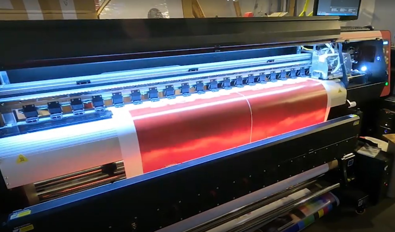 Volk 1801 E-1: 60м2 без единой прочистки 20.8 м2/ч печать рулона 1.26