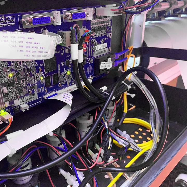 Изображение DTF комплекс Volk NEON-SIGNSTAR 0604 с возможностью установки 4ПГ i3200 (3ПГ в комплекте) + конвейерная сушка